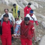 نجات دو کوهنورد در ارتفاعات طاقبستان کرمانشاه