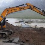 احداث پل اضطراری توسط سپاه در مناطق سیل‌زده کرمانشاه