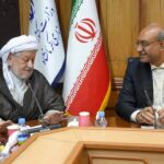 تأکید حاج ماموستا قادری بر وحدت، خدمترسانی شبانهروزی و حمایت از مدیریت ارشد استان / تقدیر استاندار از همراهی علمای اهل سنت با تلاشهای مدیریت استان