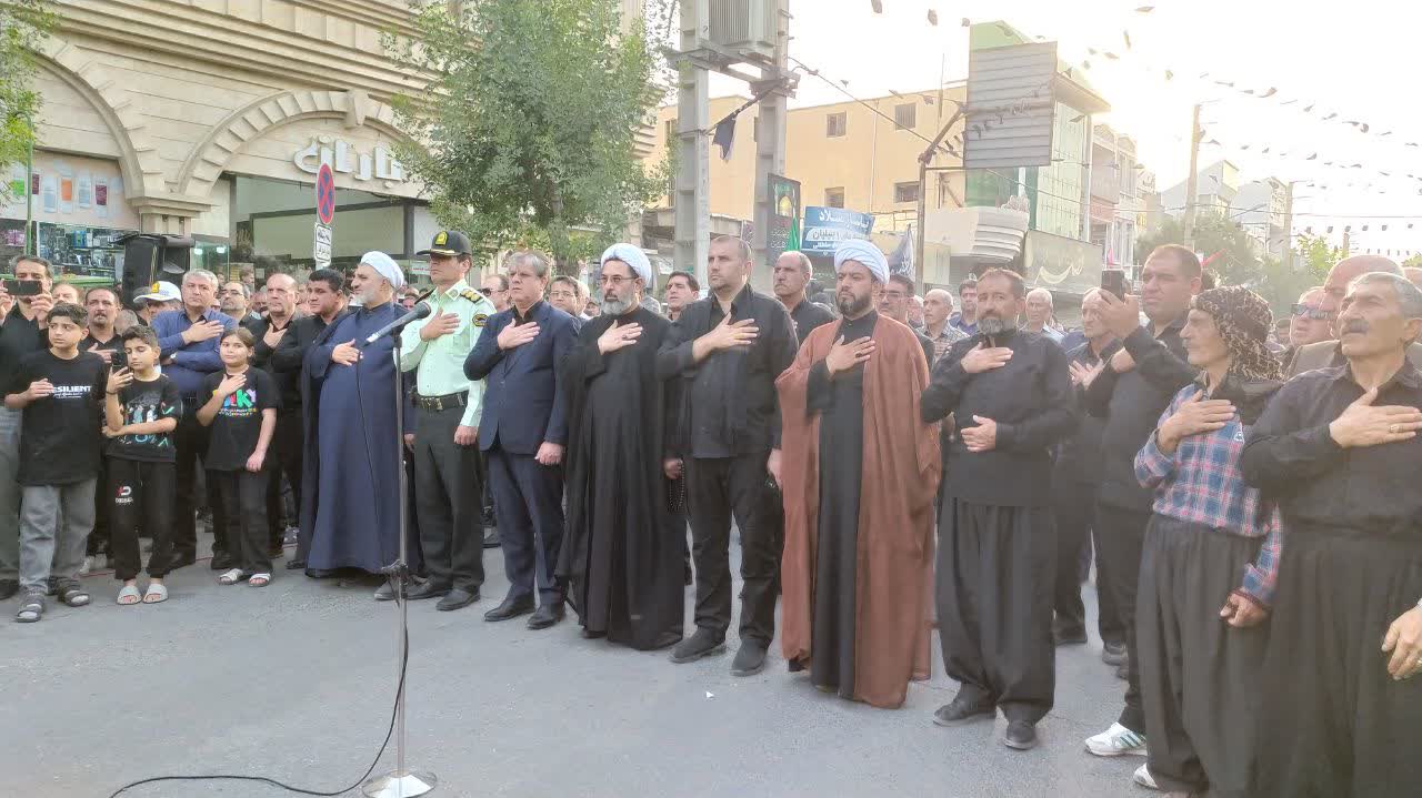 تصاویر/ مراسم عزاداری اجتماع بزرگ امام حسینی ها در اسلام آباد غرب