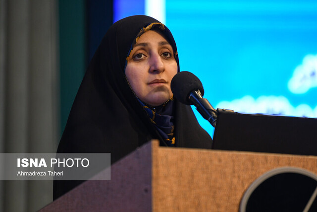 هیچ مادری نباید به دلیل جرائم غیرعمد در زندان بماند/ بسیاری از مشکلات زنان ناشی از ناآگاهی حقوقی آنهاست